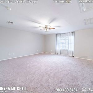 House For Sale in Fort Worth TX, Contact Iryna Mitchell REALTOR - 903-439-5454 - www.irynamitchell.com - RE/MAX DFW Associates